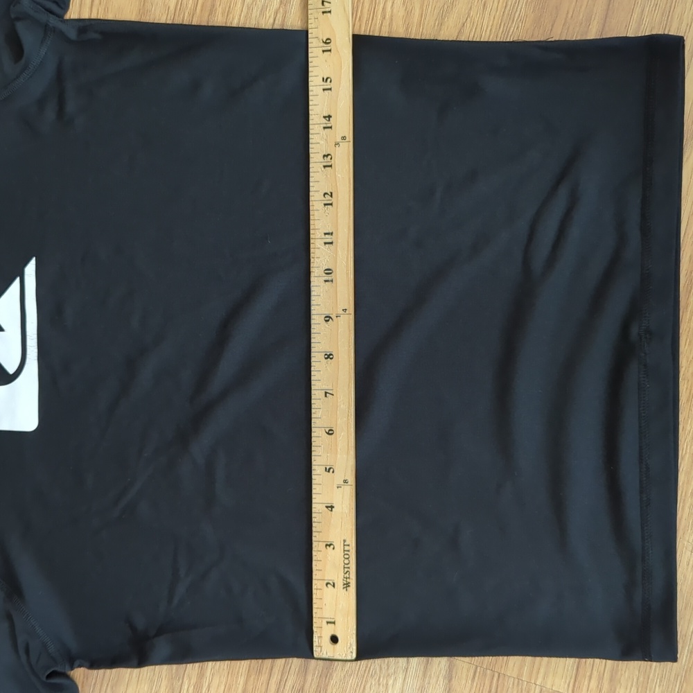 Quiksilver Rash Guards Rashguards Size Large - Picture 5 of 7